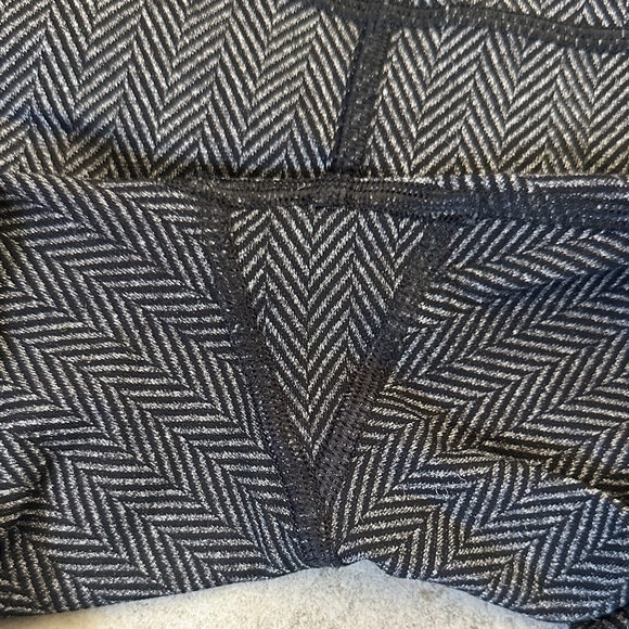 Lululemon Athletica Black Herringbone Leggings - Picture 4 of 4